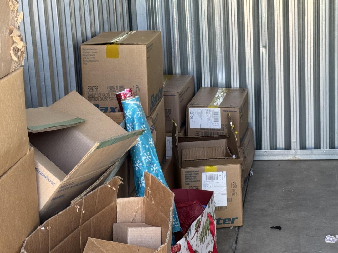 Storage Unit Auction In Yuba City Ca At Yc Ends On Th June